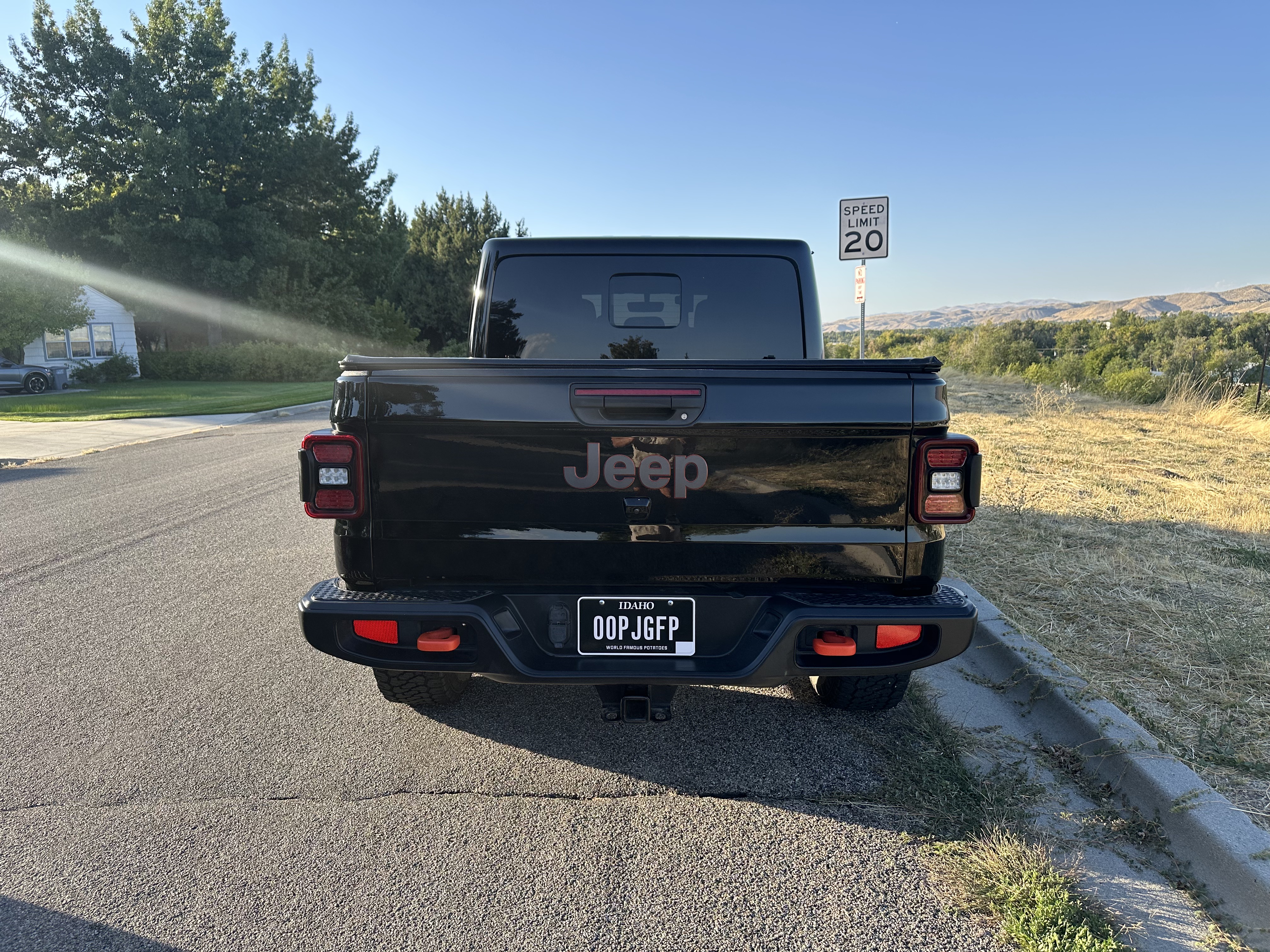 Used 2021 Jeep Gladiator Mojave AWD/4WD image 17