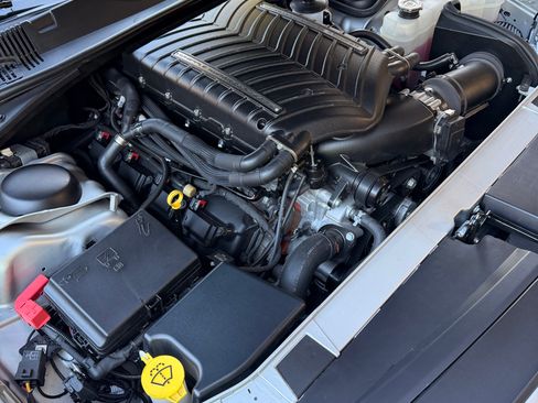 Used 2021 Dodge Challenger R/T Scat Pack RWD image 10