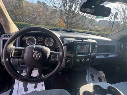 Used 2014 RAM 1500 Express w/ Ram Charger Package image 9