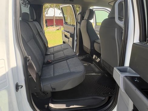 Used 2023 Ford F250 XL w/ STX Appearance Package AWD/4WD image 10