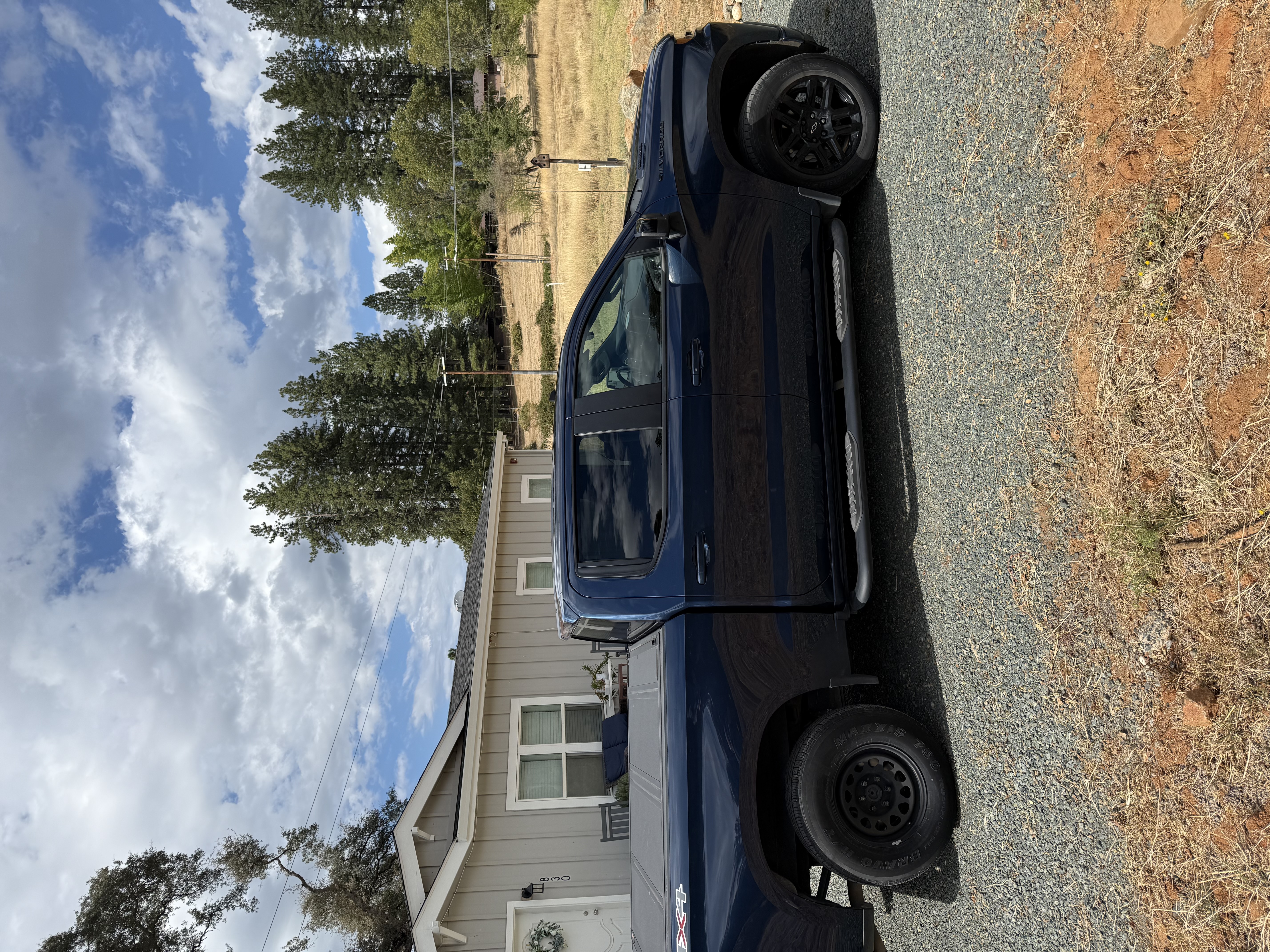 Used 2022 Chevrolet Silverado 1500 RST w/ LPO, Blackout Package AWD/4WD image 10