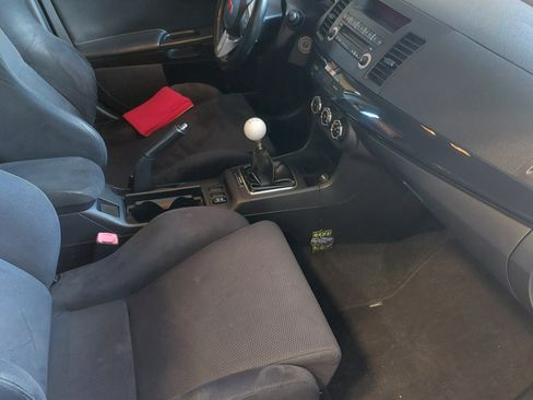 Used 2012 Mitsubishi Lancer Evolution GSR image 9