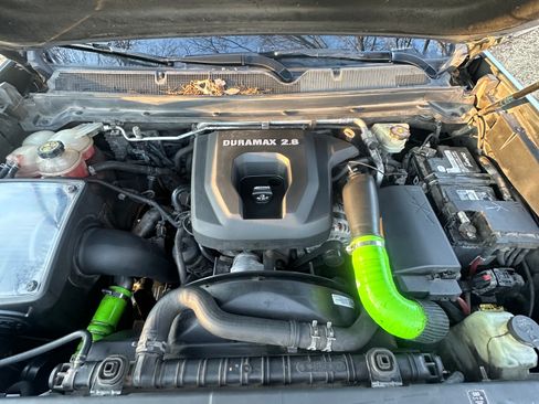 Used 2017 GMC Canyon Denali image 16