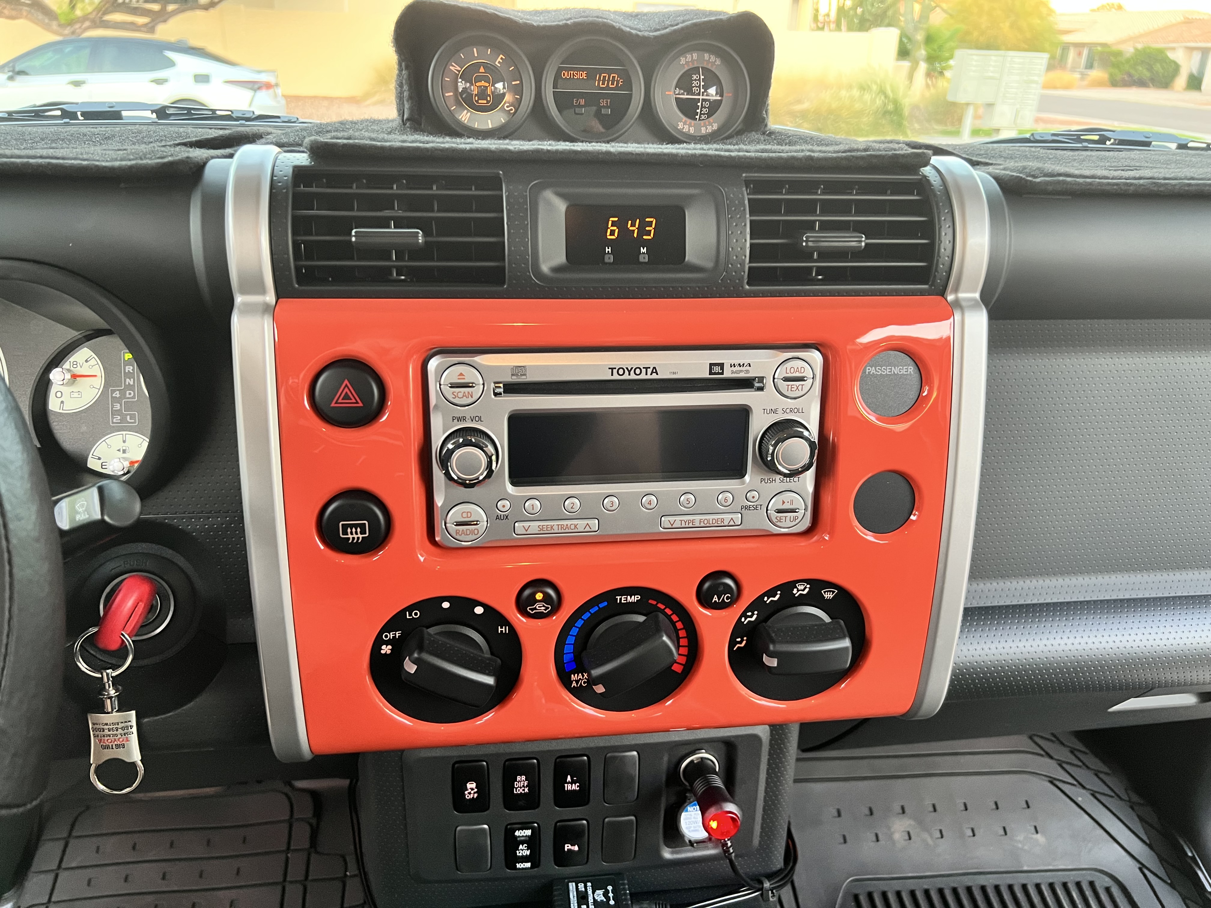 Used 2013 Toyota FJ Cruiser 4WD w/ Upgrade Pkg image 12