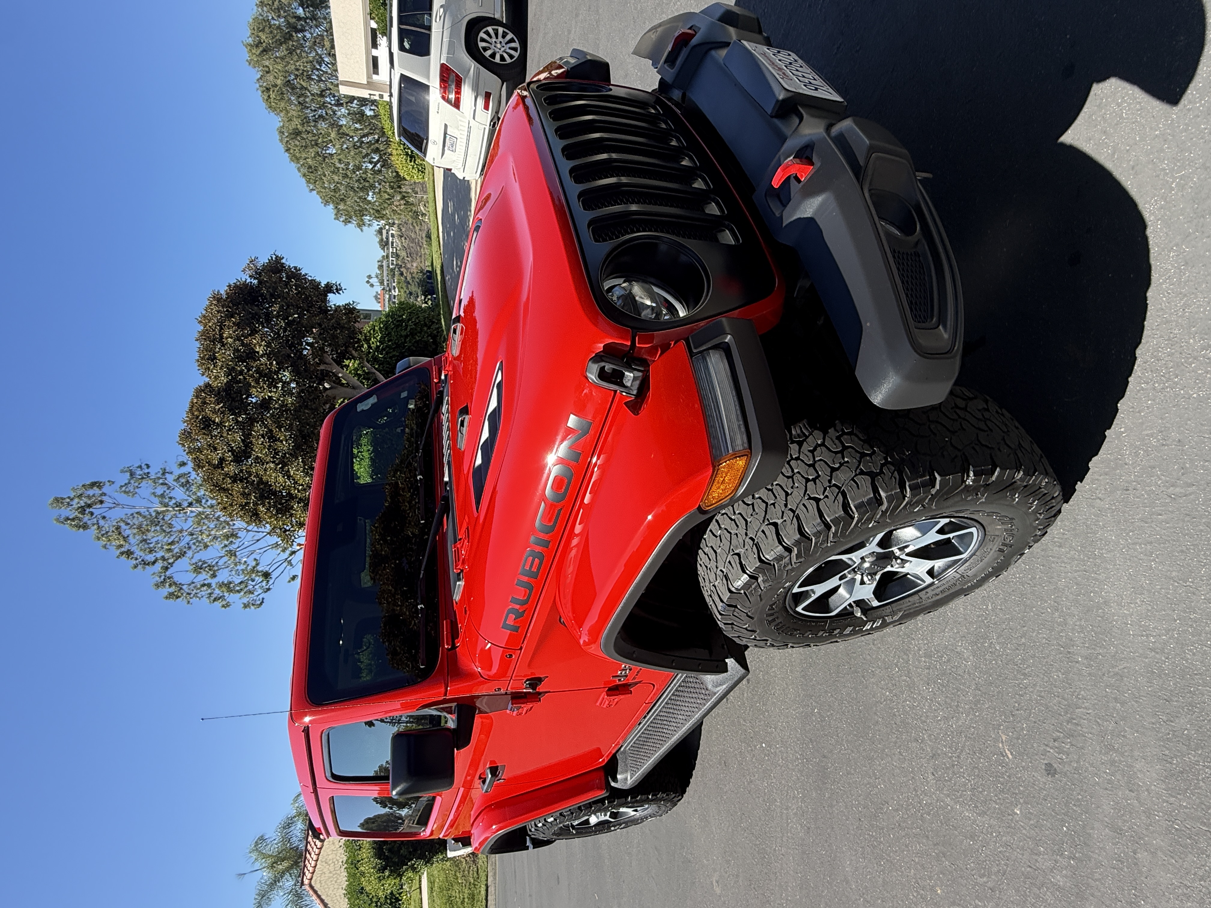 Used 2023 Jeep Wrangler Rubicon w/ LED Lighting Group AWD/4WD image 2