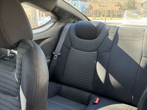 Used 2013 Hyundai Genesis 2.0T image 11