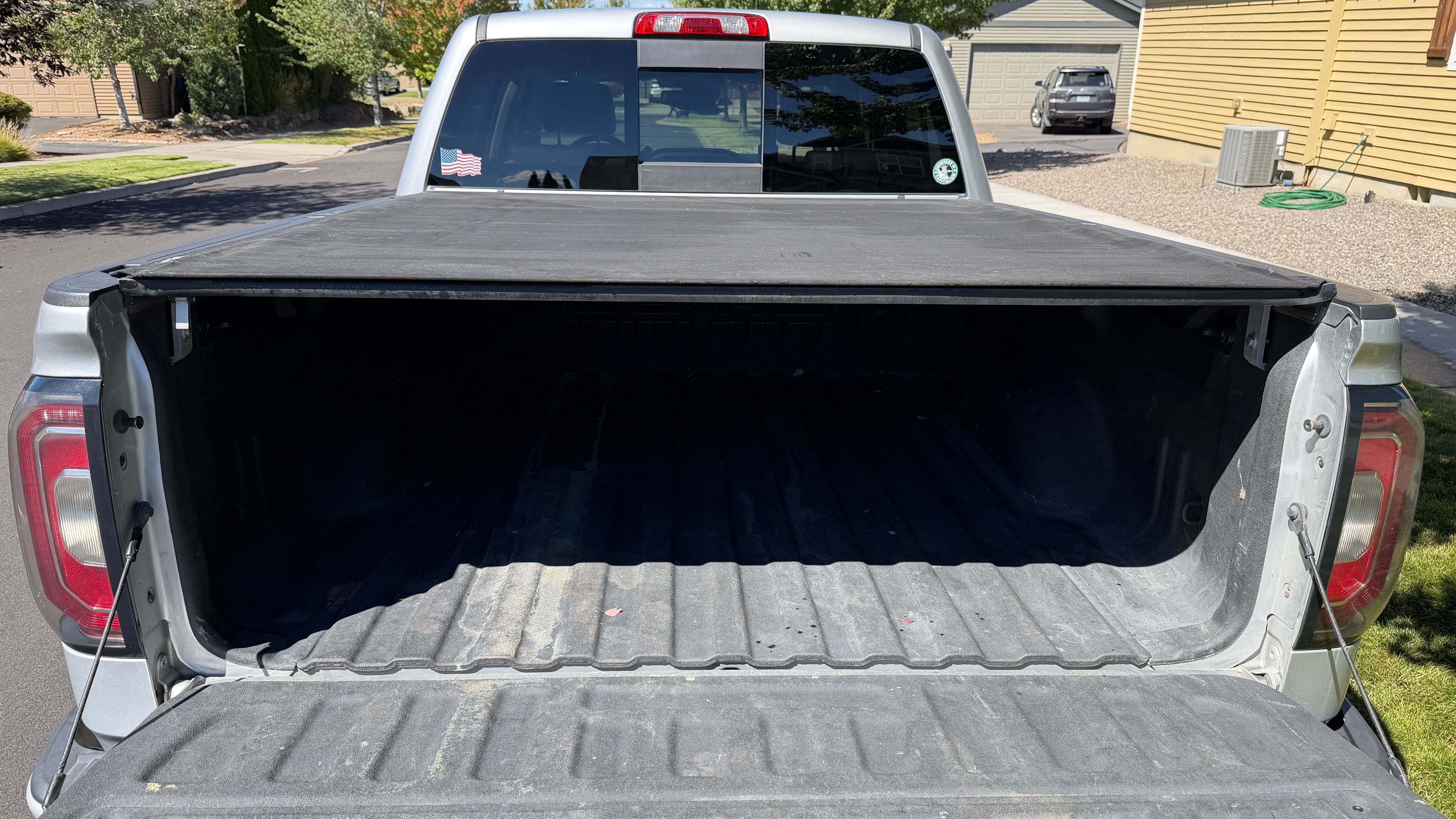 Used 2017 GMC Sierra 1500 Denali AWD/4WD image 8