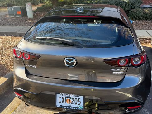 Used 2021 MAZDA MAZDA3 s image 1