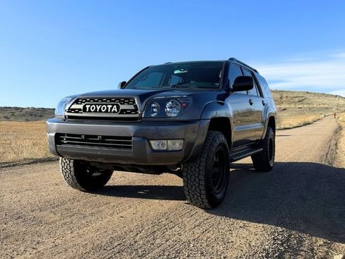 Used 2005 Toyota 4Runner Sport image 2