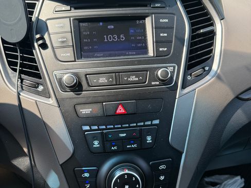 Used 2017 Hyundai Santa Fe Sport AWD/4WD image 16