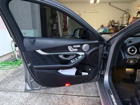 Used 2015 Mercedes-Benz C 63 AMG S image 14