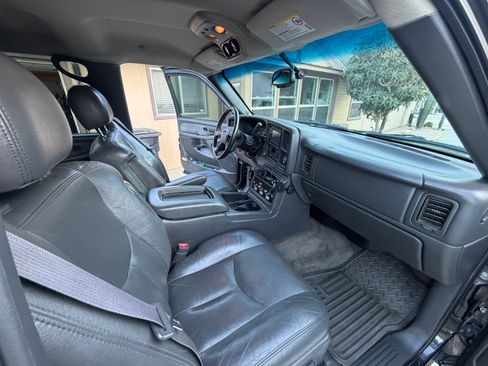 Used 2003 GMC Sierra 2500 SLT w/ SLT Preferred Equipment Group image 11
