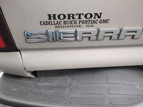 Used 2006 GMC Sierra 1500 SLT w/ Light Duty Power Package image 1