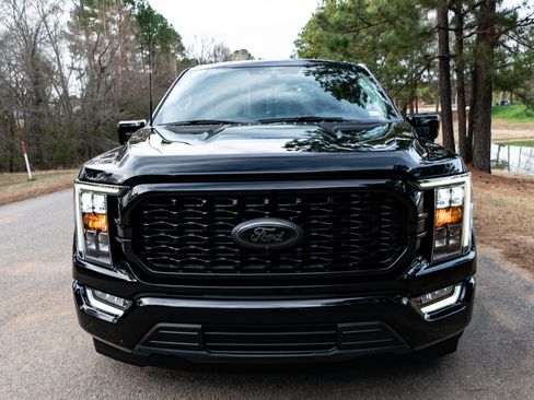 Used 2023 Ford F150 XLT w/ Equipment Group 301A Mid image 12