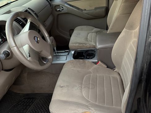 Used 2010 Nissan Pathfinder S image 8