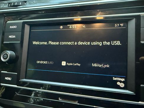 Used 2021 Volkswagen Tiguan S image 17