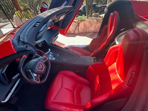 Used 2022 Chevrolet Corvette Stingray Convertible w/ 1LT image 8