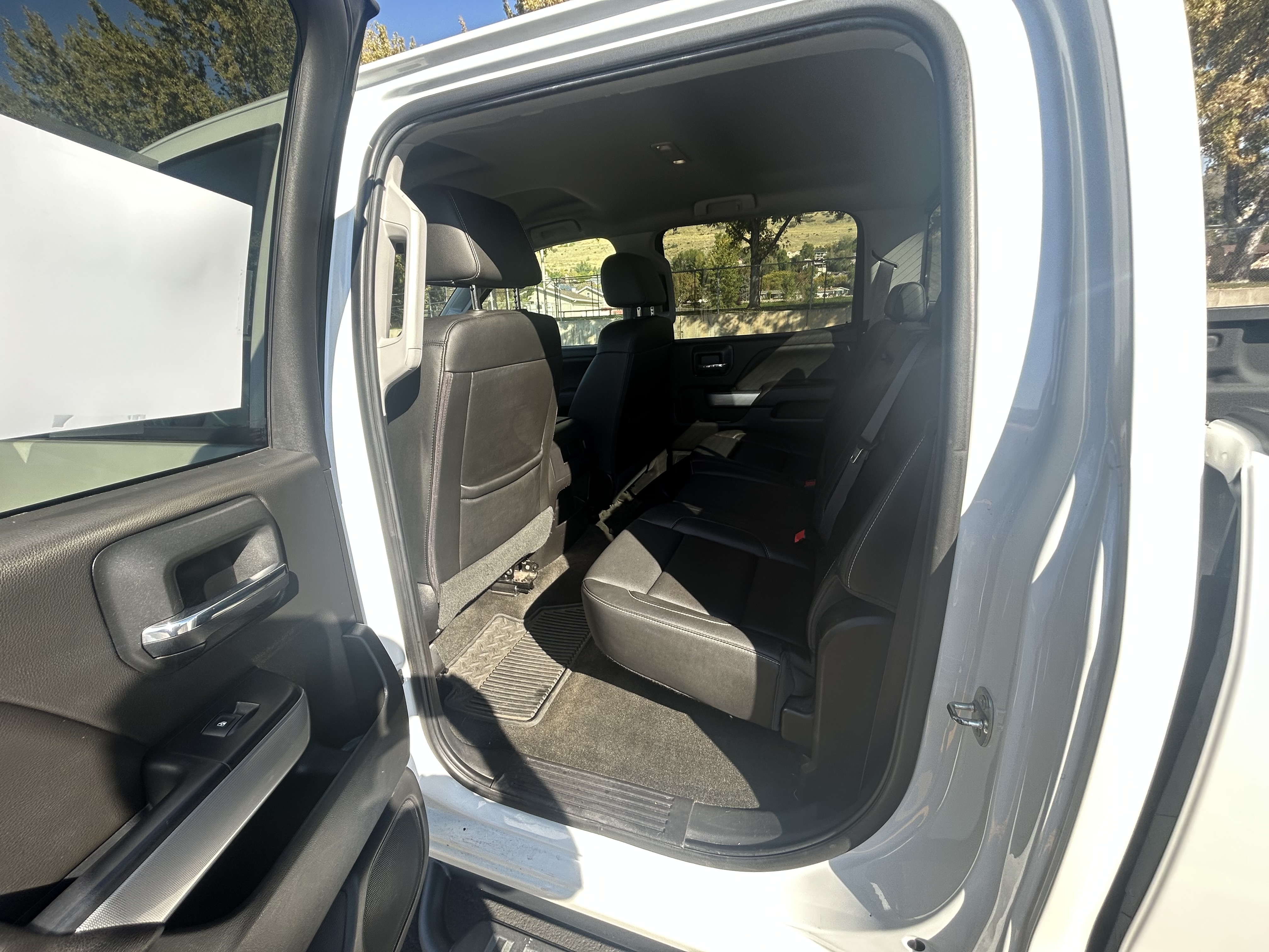 Used 2017 Chevrolet Silverado 1500 LTZ Z71 w/ Redline Edition AWD/4WD image 12