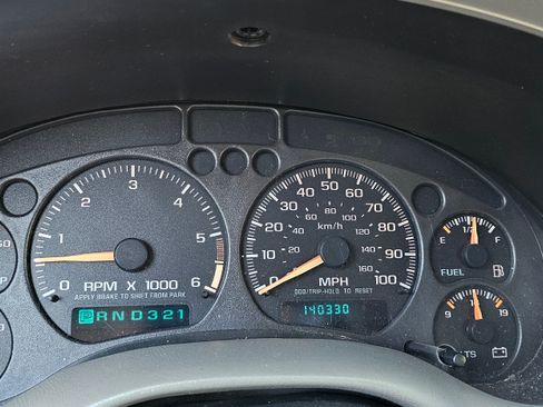 Used 2003 Chevrolet S10 Pickup LS w/ Convenience Package AWD/4WD image 12
