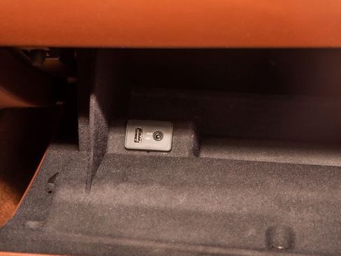 Used 2011 Maserati GranTurismo Convertible RWD image 22