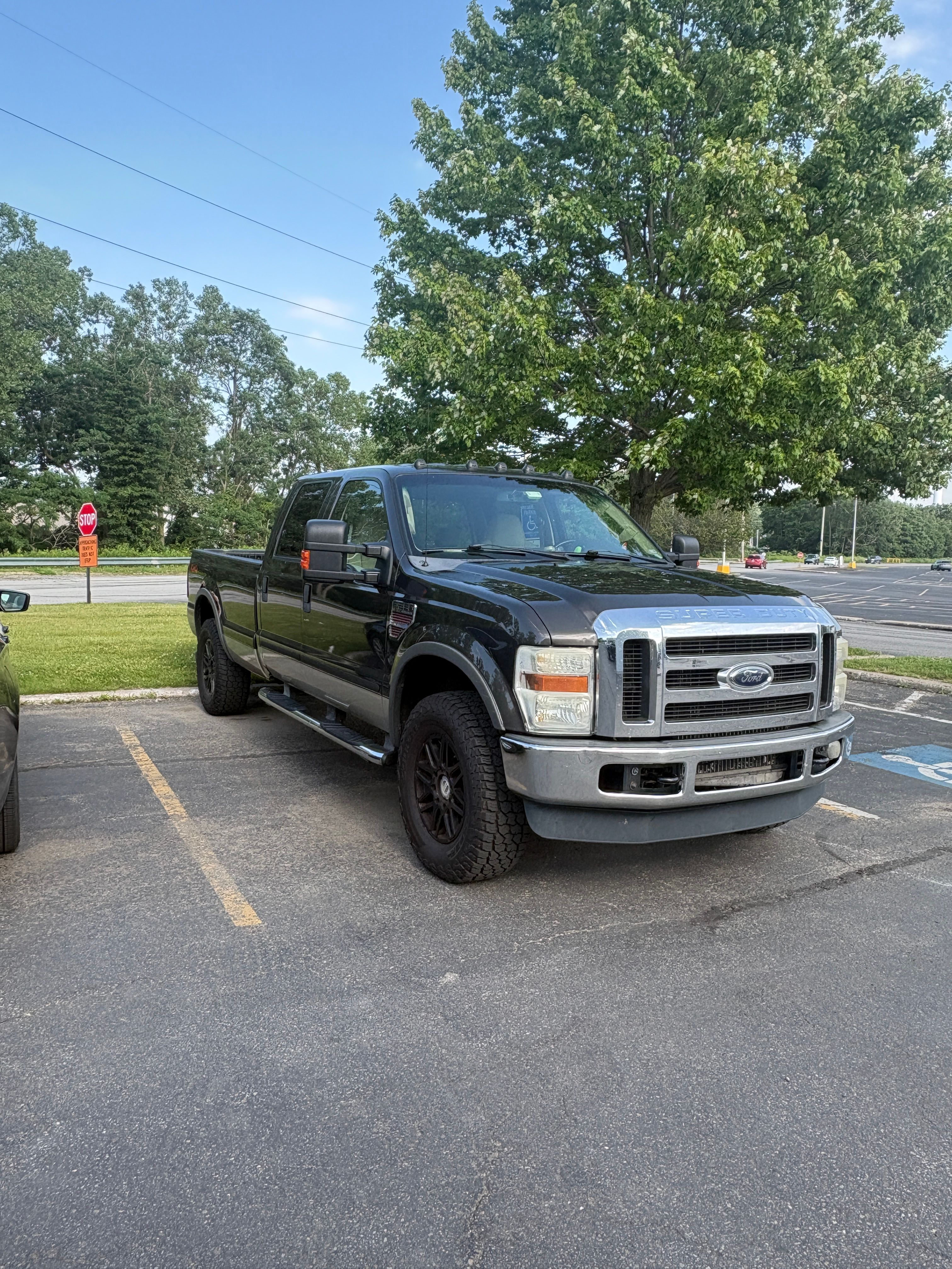 Used 2009 Ford F250 XLT AWD/4WD image 1