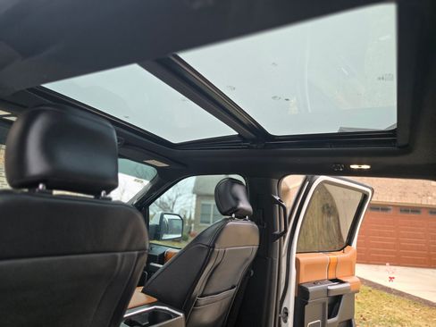 Used 2016 Ford F150 Limited image 17