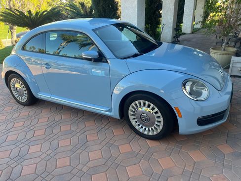 Used 2015 Volkswagen Beetle 1.8T image 2