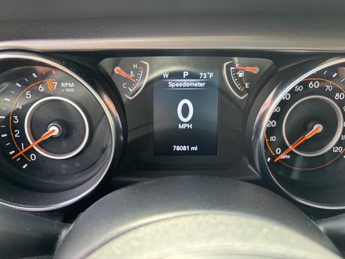 Used 2021 Jeep Wrangler Sport image 12