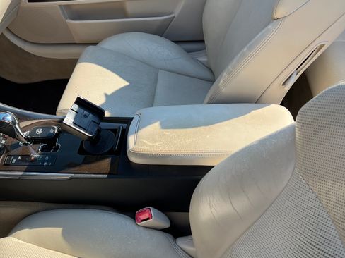 Used 2010 Lexus IS 350C image 16