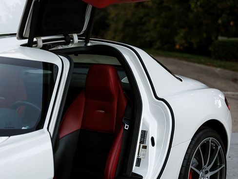 Used 2012 Mercedes-Benz SLS AMG Coupe image 10