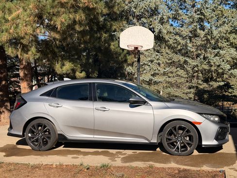 Used 2018 Honda Civic Sport image 1