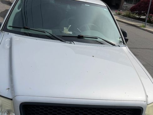 Used 2005 Ford F150 Lariat AWD/4WD image 8