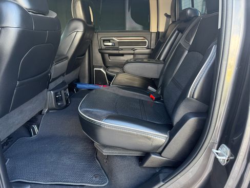 Used 2024 RAM 2500 Laramie image 16