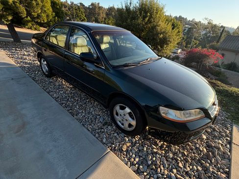 Used 2000 Honda Accord EX image 6