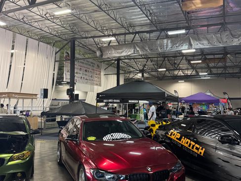 Used 2014 BMW 320i Sedan image 2