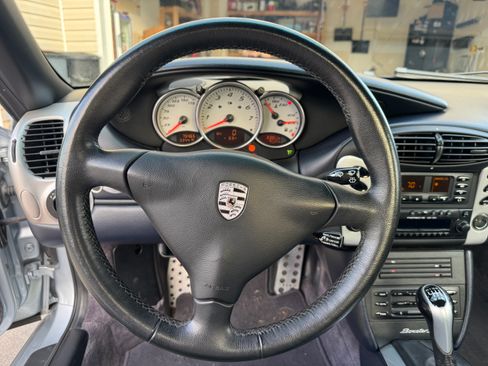 Used 2000 Porsche Boxster S image 21