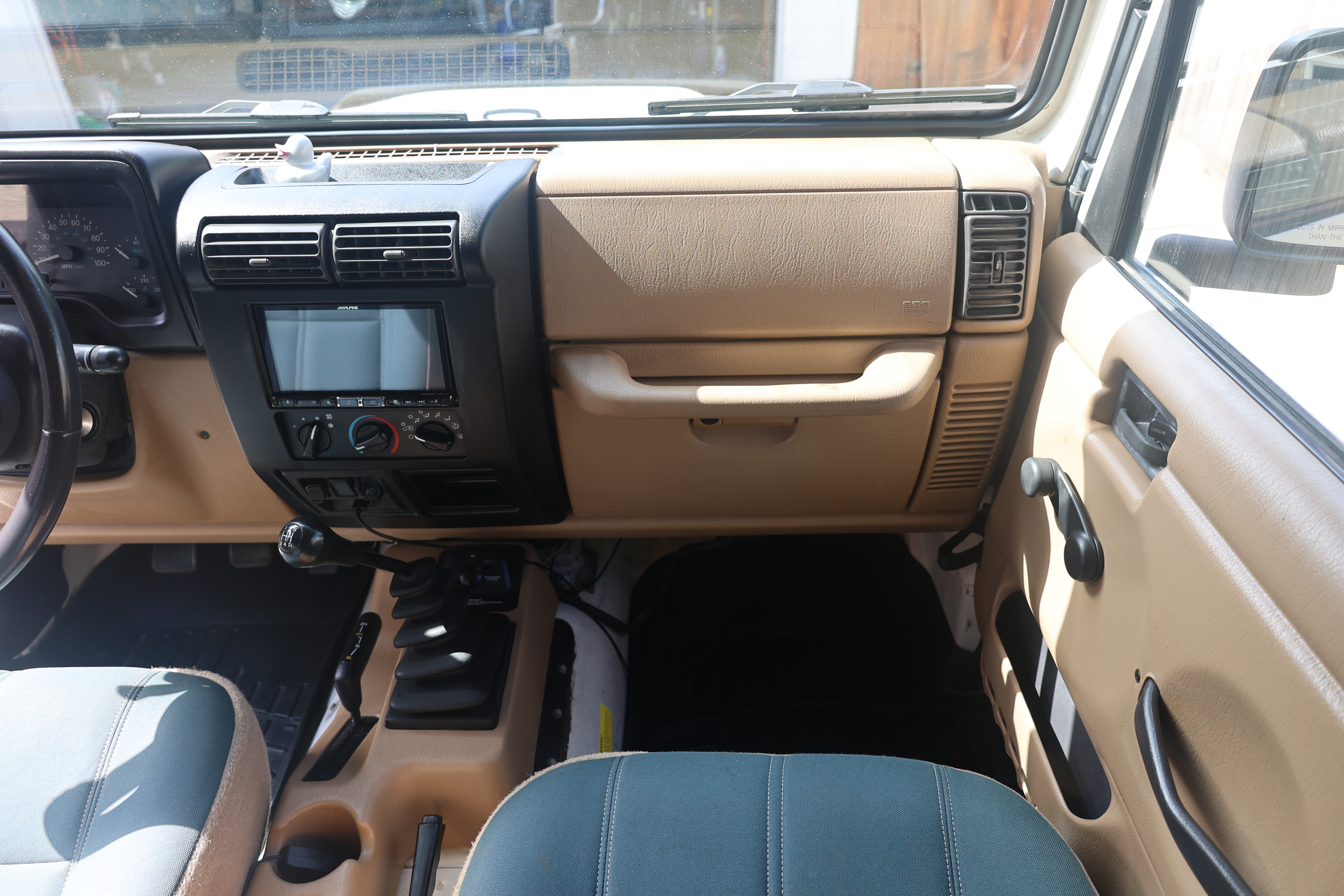 Used 2000 Jeep Wrangler Sahara AWD/4WD image 8