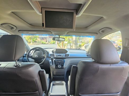 Used 2011 Honda Odyssey EX-L image 5