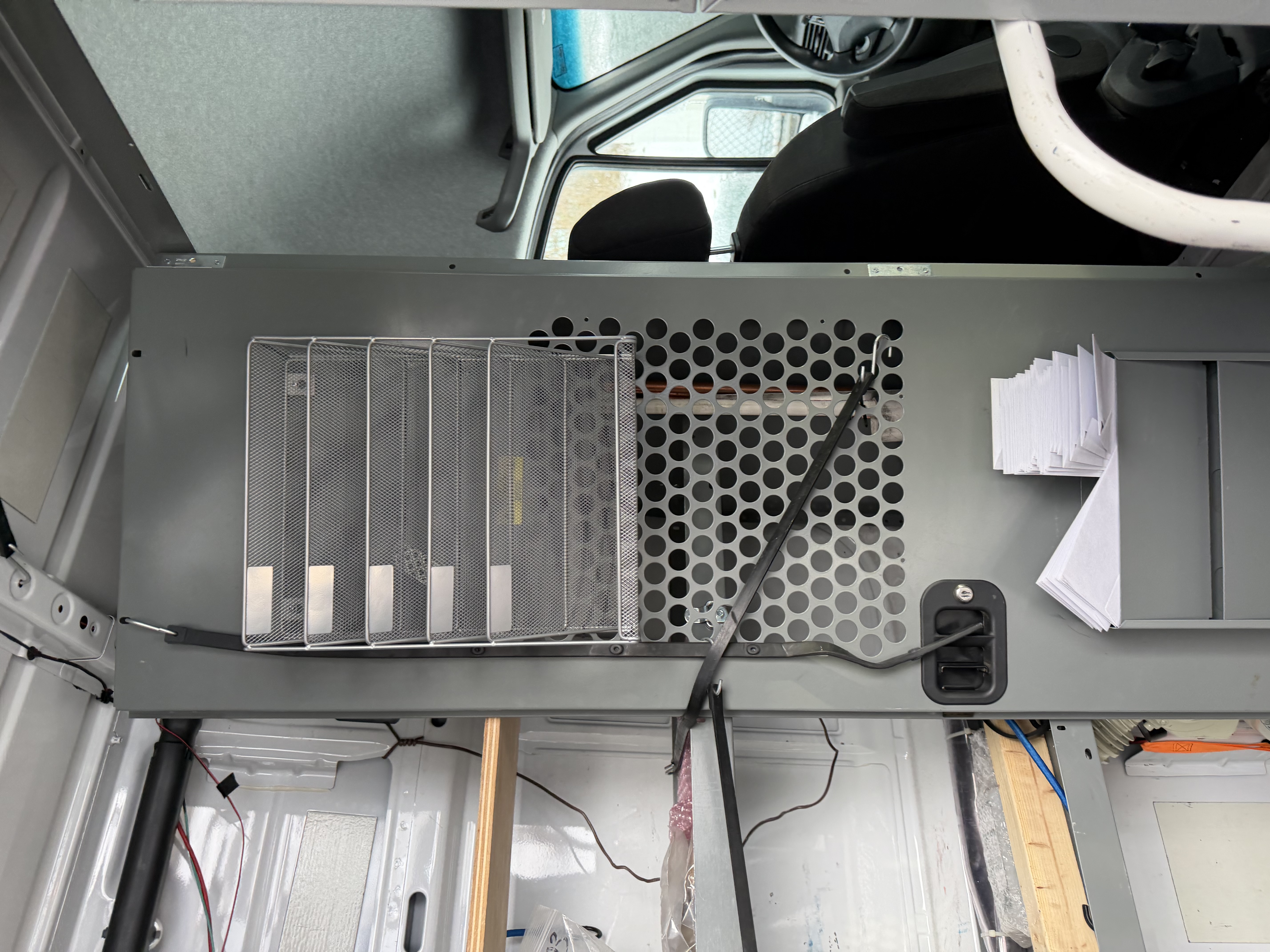Used 2014 Mercedes-Benz Sprinter 2500 image 11