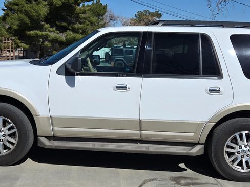 Used 2010 Ford Expedition Eddie Bauer image 1