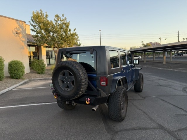 Used 2010 Jeep Wrangler Unlimited Sport AWD/4WD image 13