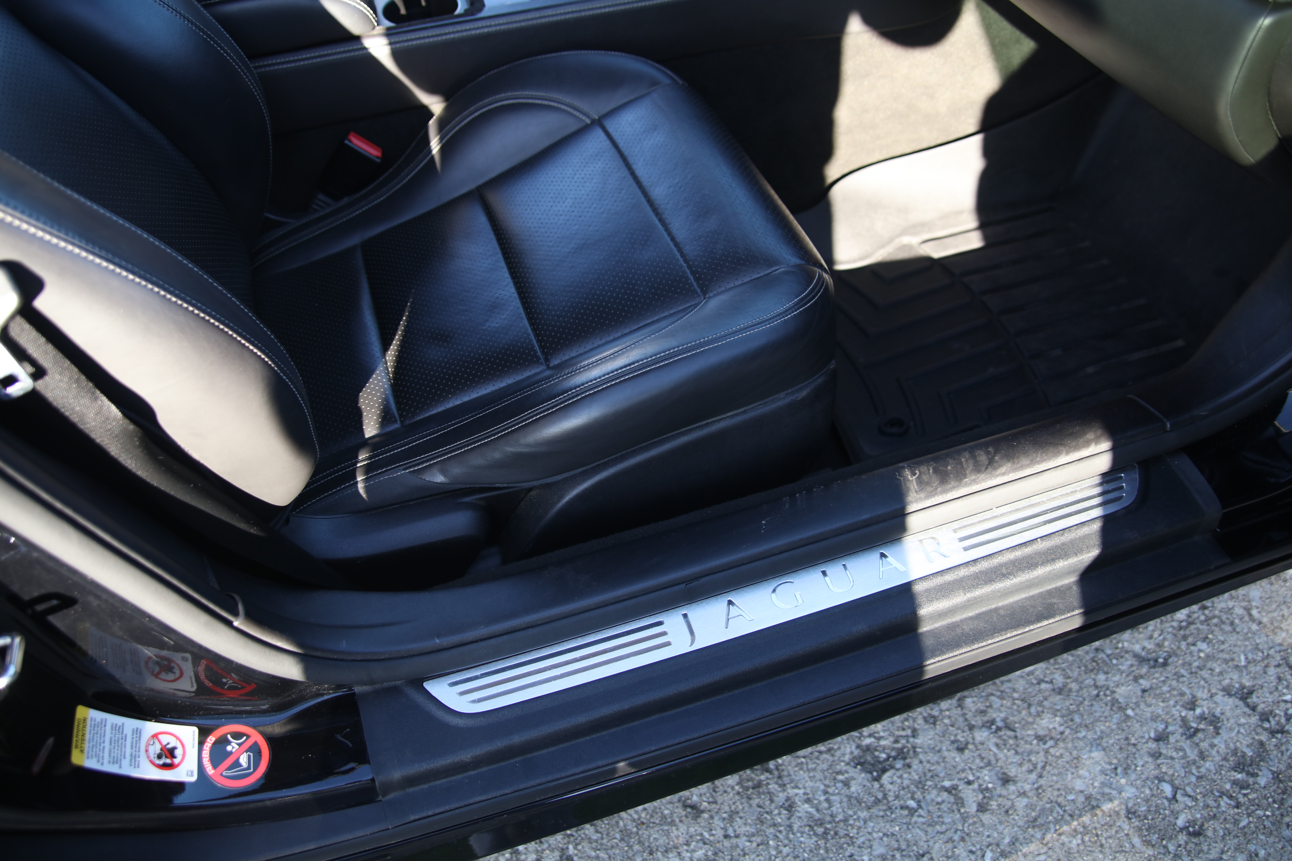 Used 2010 Jaguar XK Coupe RWD image 26