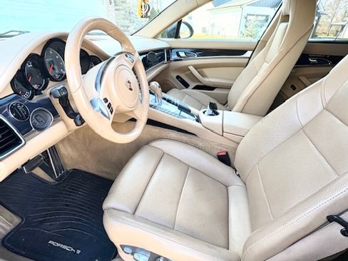 Used 2011 Porsche Panamera 4S image 13