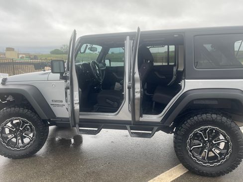 Used 2017 Jeep Wrangler Unlimited Sport w/ Quick Order Package 24S image 4