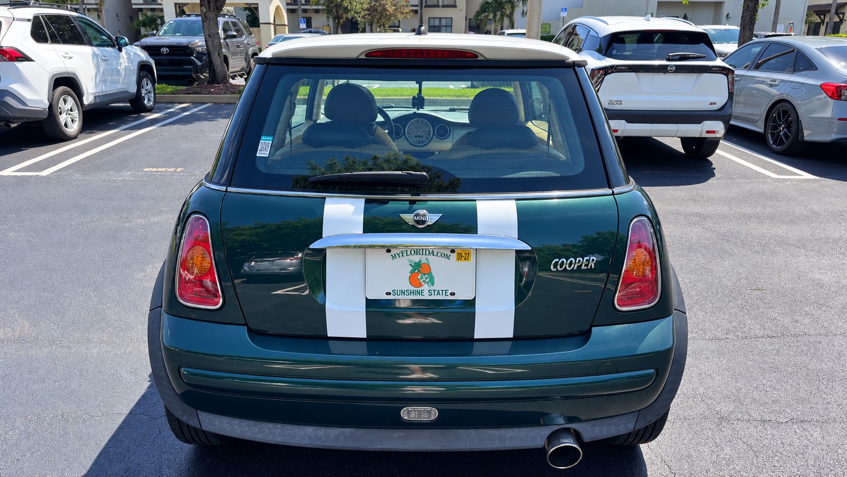 Used 2003 MINI Cooper Hardtop FWD image 4
