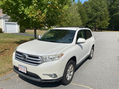 Used 2012 Toyota Highlander 4WD image 4