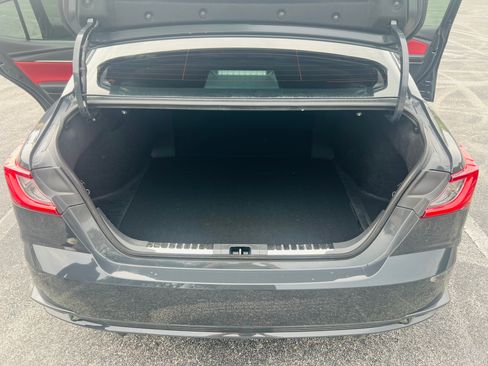 Used 2025 Toyota Camry XSE FWD image 15