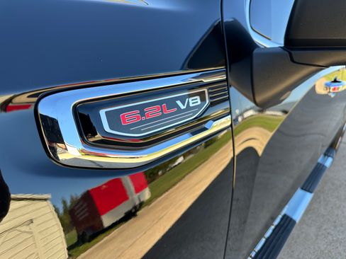 Used 2025 GMC Sierra 1500 SLT w/ SLT Premium Plus Package image 2