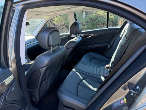 Used 2008 Mercedes-Benz E 350 Sedan image 13