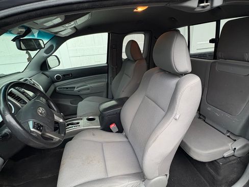 Used 2013 Toyota Tacoma 4x4 Access Cab V6 image 10